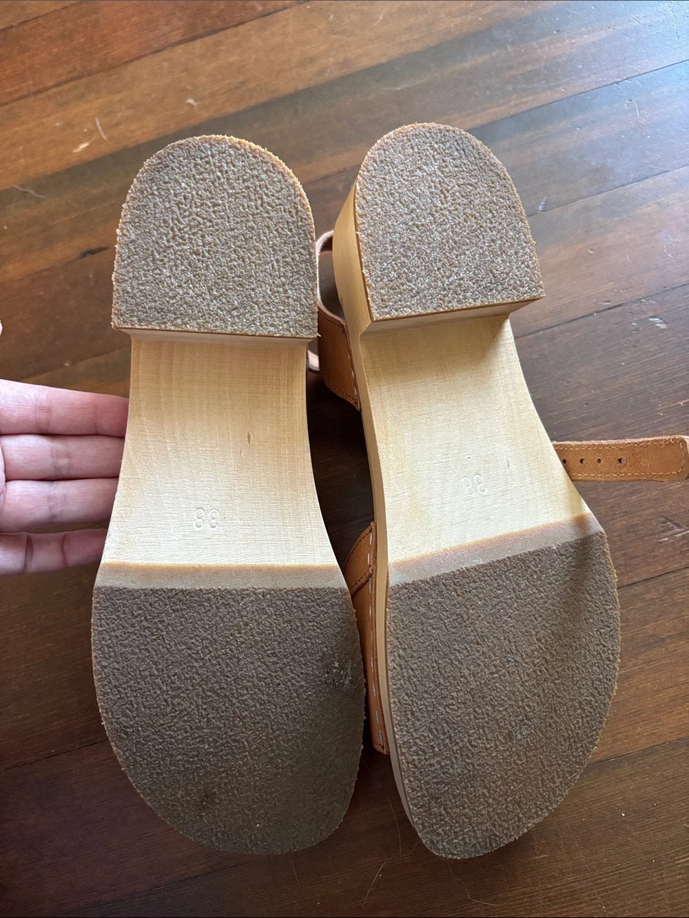 Swedish Hasbeens 50s low heel size 38